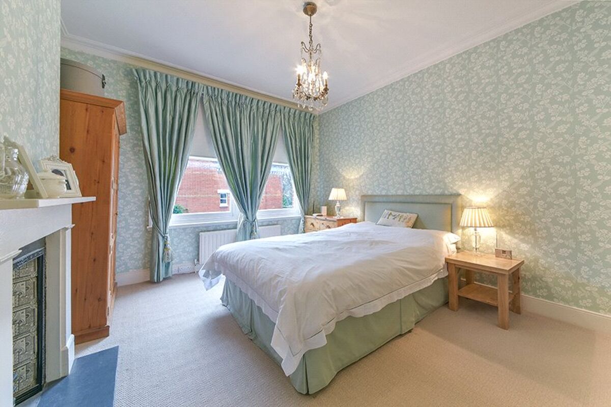 house for sale in Baskerville Road, Wandsworth, London, SW18