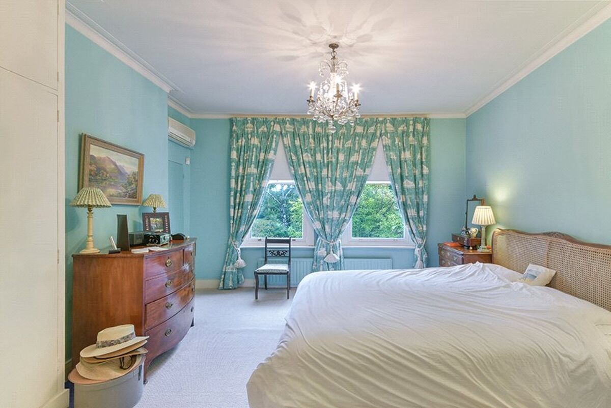 house for sale in Baskerville Road, Wandsworth, London, SW18