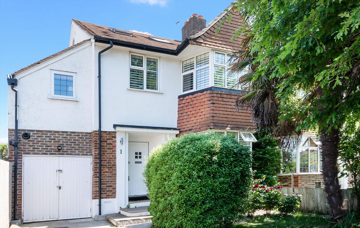 house for sale in Burntwood Close, Wandsworth London SW18 WND180035