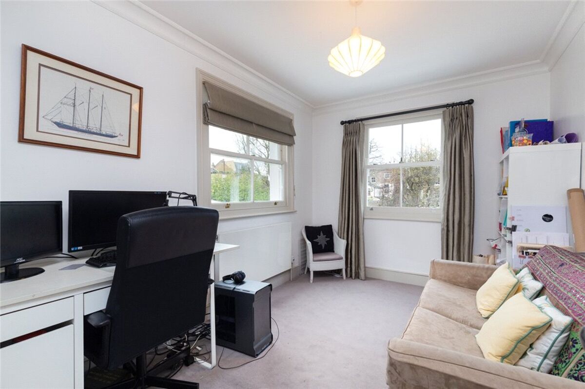 house for sale in Brodrick Road, Wandsworth, SW17 WND190002 Knight