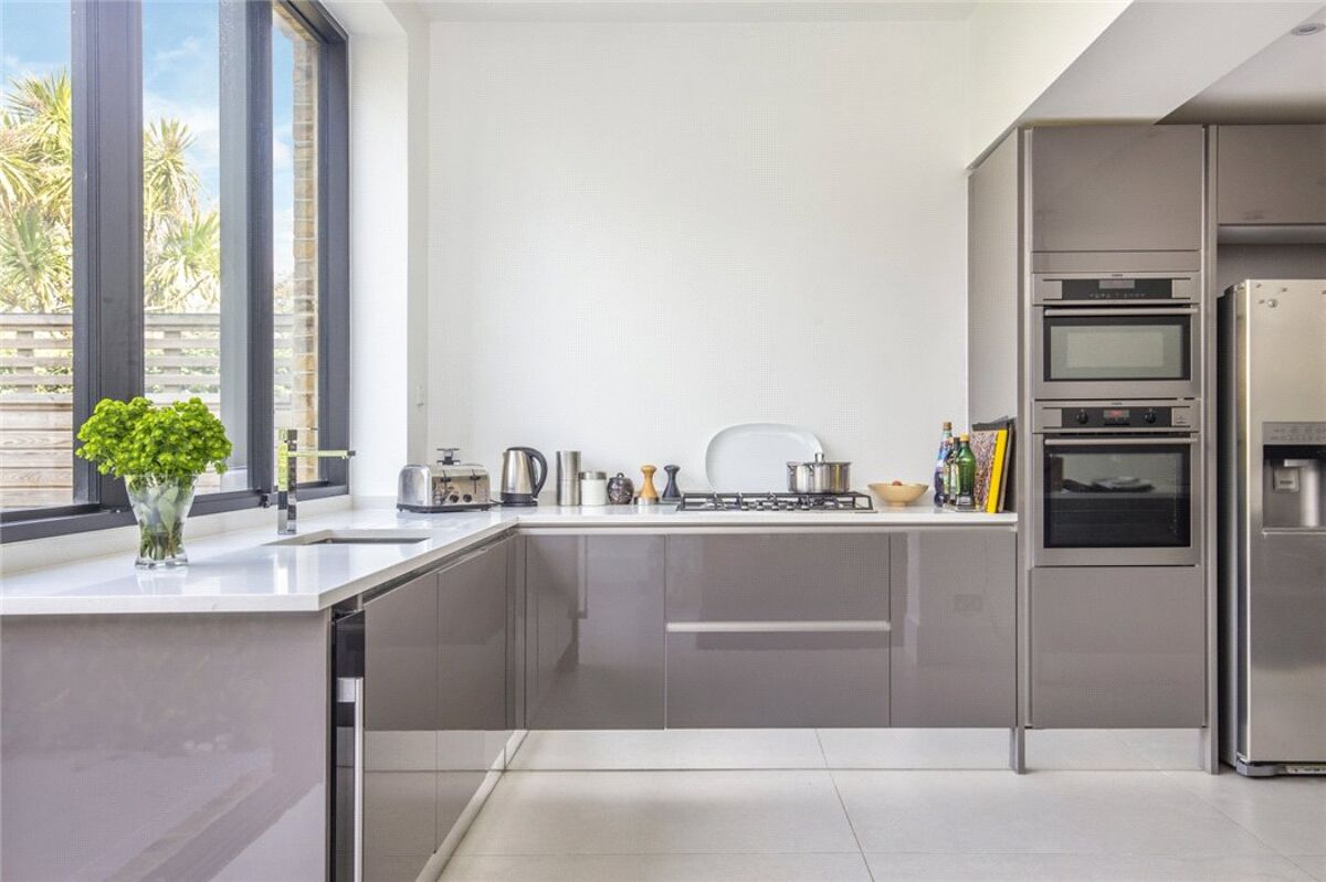 house for sale in Brodrick Road, Wandsworth, SW17 WND190002 Knight