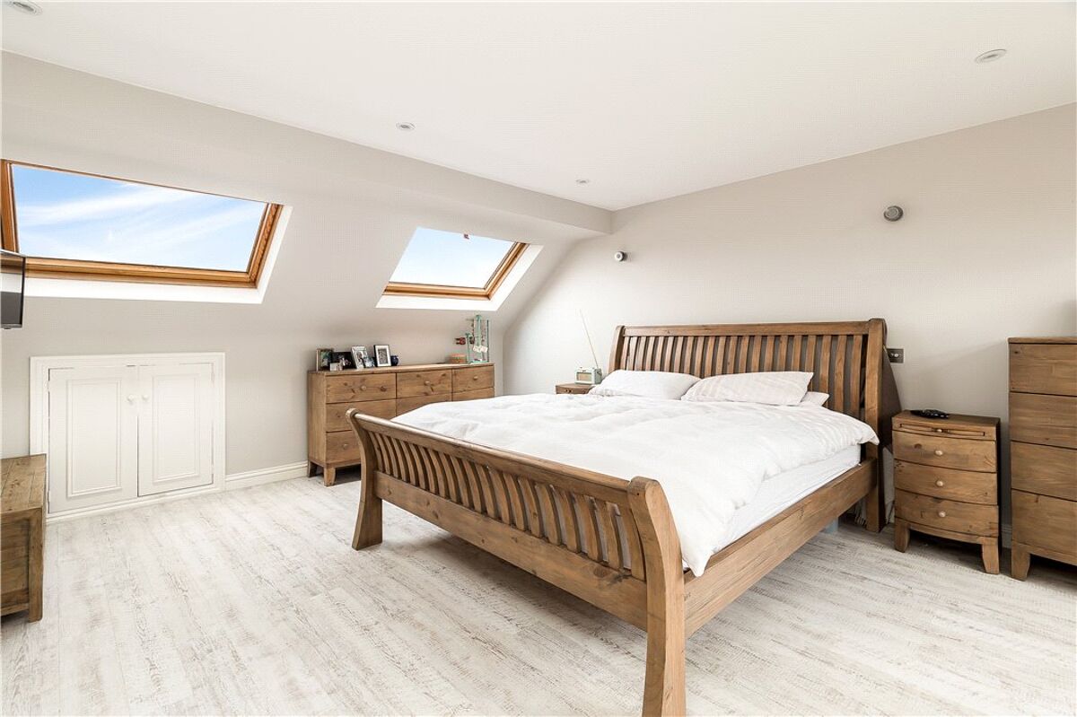 house for sale in Loxley Road, Wandsworth, London, SW18 WND190008