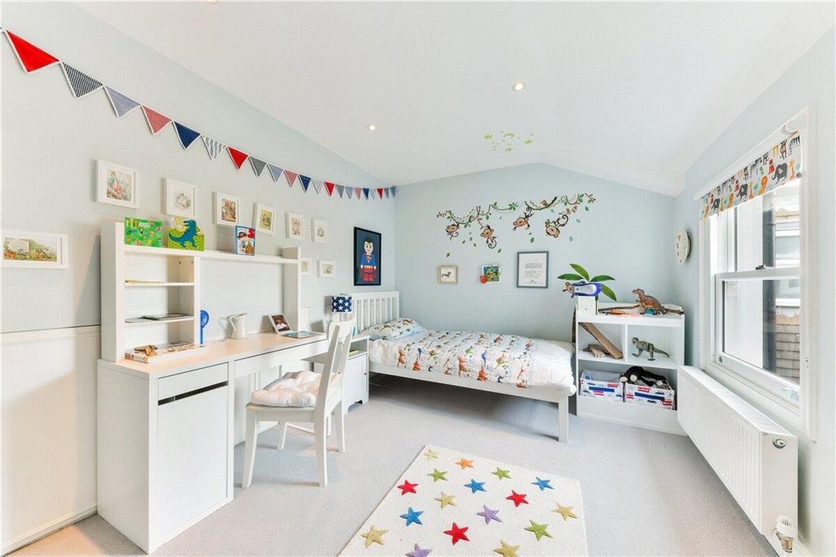 house for sale in Foxbourne Road, Wandsworth, London, SW17 WND190061