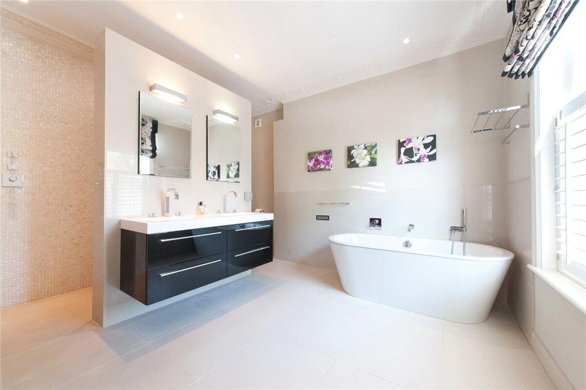 house for sale in Baskerville Road, Wandsworth, London, SW18