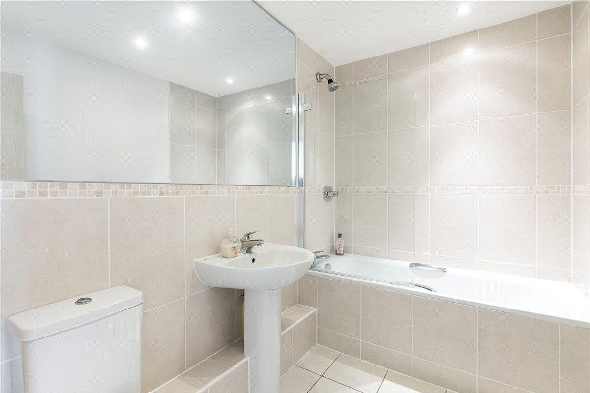 house for sale in St. Francis Place, London, SW12 WND190138 Knight