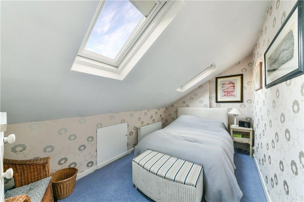 flat for sale in The Chase, London, SW4 WND200005 Knight Frank