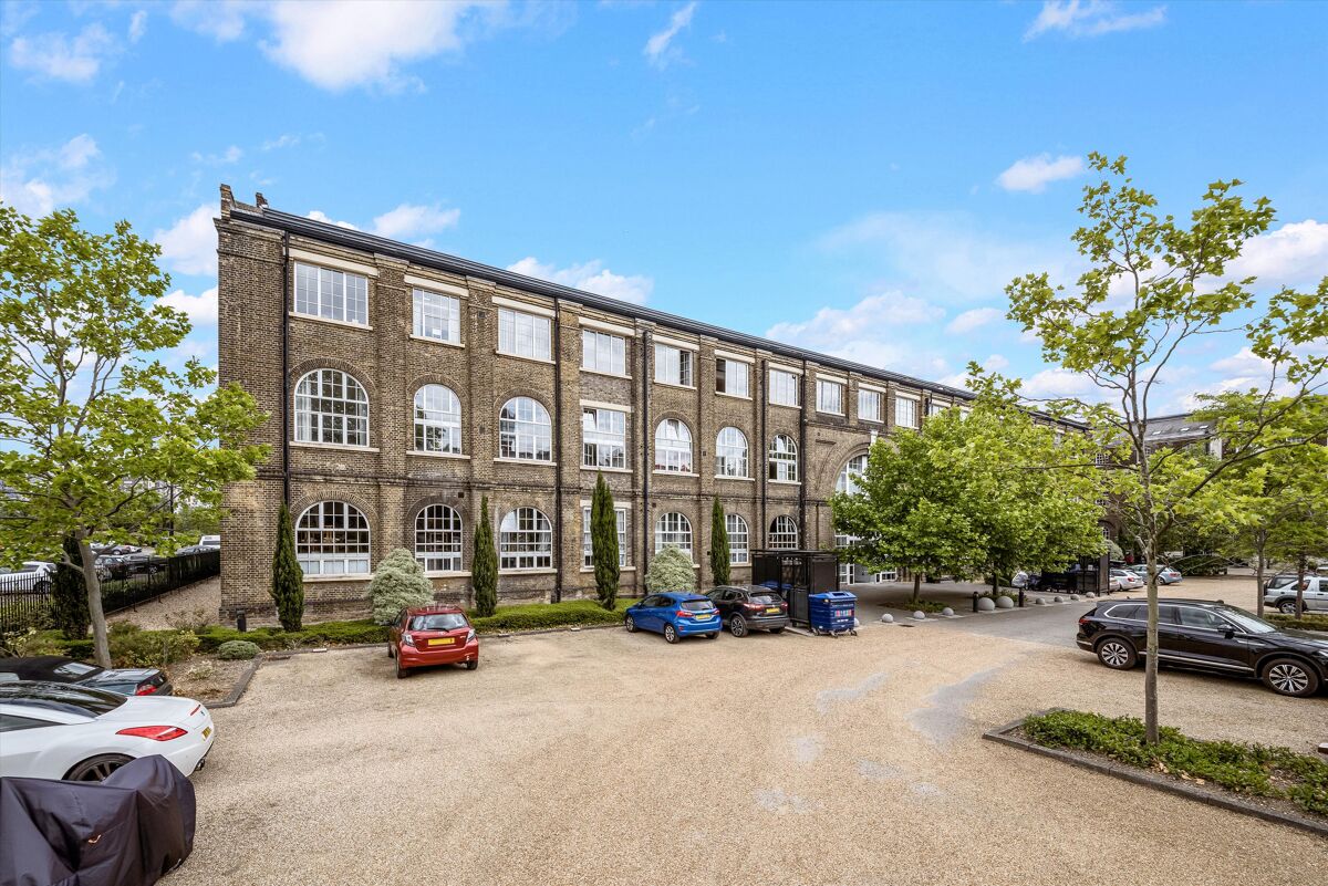 flat for sale in Building 47, Marlborough Road, Royal Arsenal Riverside, Woolwich, London, SE18