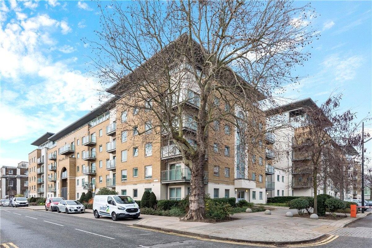 flat to rent in Building 50, Argyll Road, London, SE18 WOL012073244