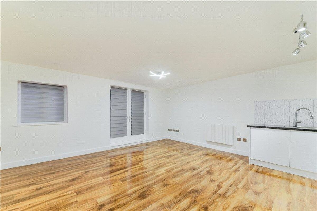 flat for sale in Abel House, Plumstead Road, London, SE18 WOL190119