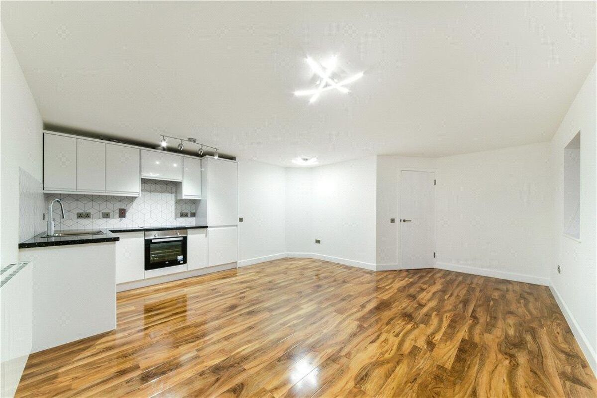 flat for sale in Abel House, Plumstead Road, London, SE18 WOL190119