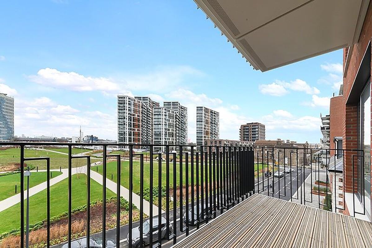 flat to rent in Minotaur House, 3 Thunderer Walk, Royal Arsenal Riverside, Woolwich, London