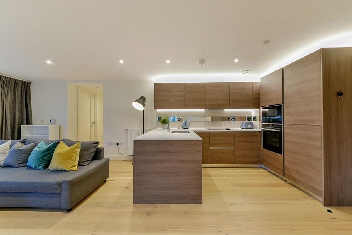 flat to rent in Biring House, Duke Of Wellington Avenue, Royal Arsenal