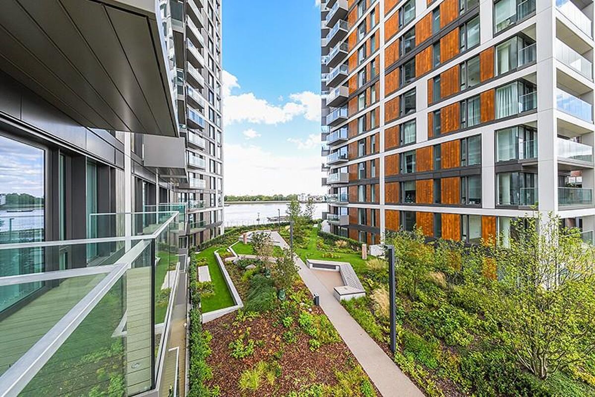 flat to rent in Biring House, Duke Of Wellington Avenue, Woolwich, London, SE18 WOQ012074902