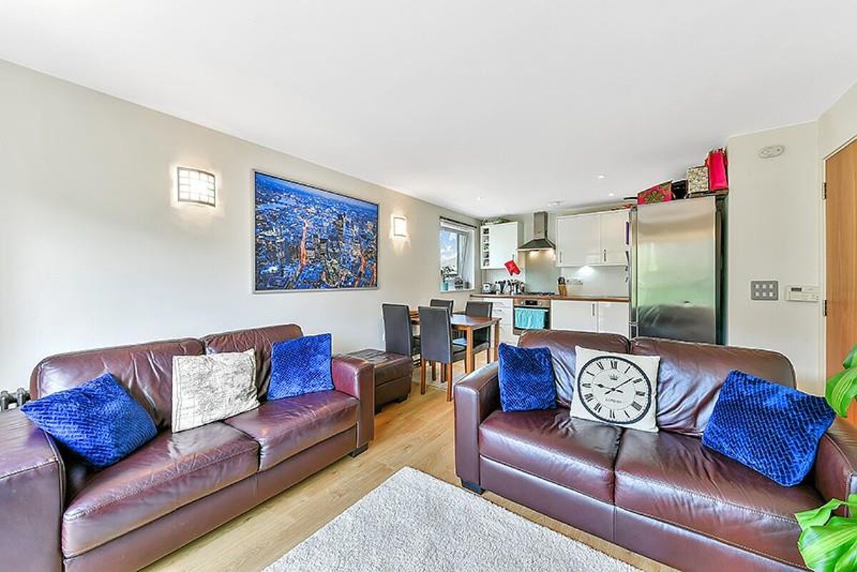 flat to rent in Building 45, Hopton Road, Royal Arsenal Riverside