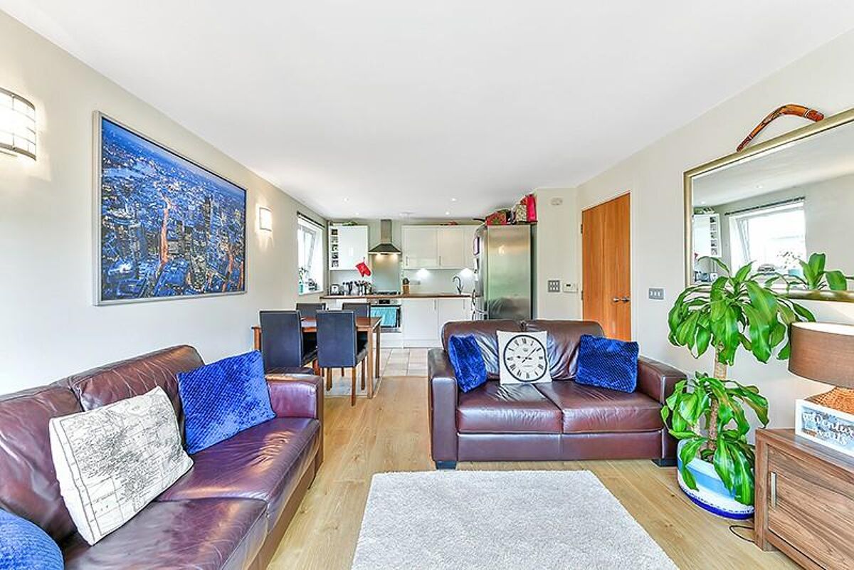 flat to rent in Building 45, Hopton Road, Royal Arsenal Riverside