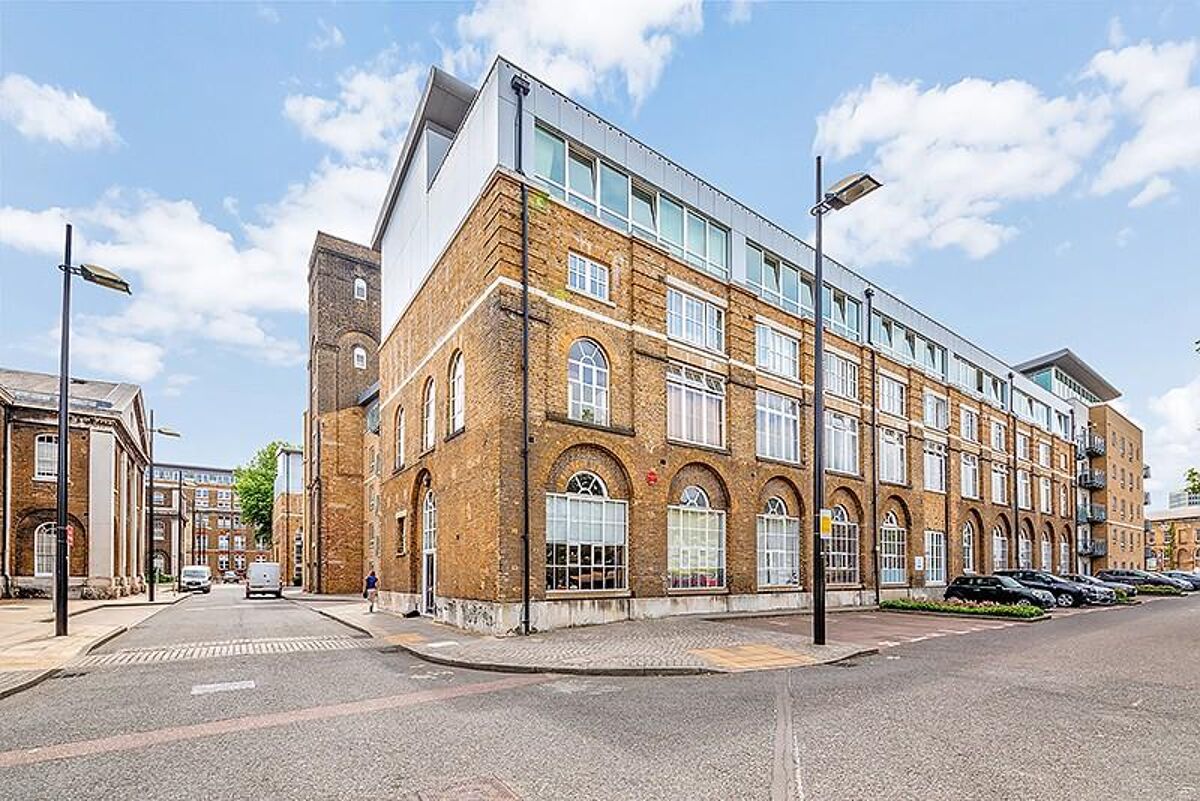 flat to rent in Building 45, Hopton Road, Royal Arsenal Riverside