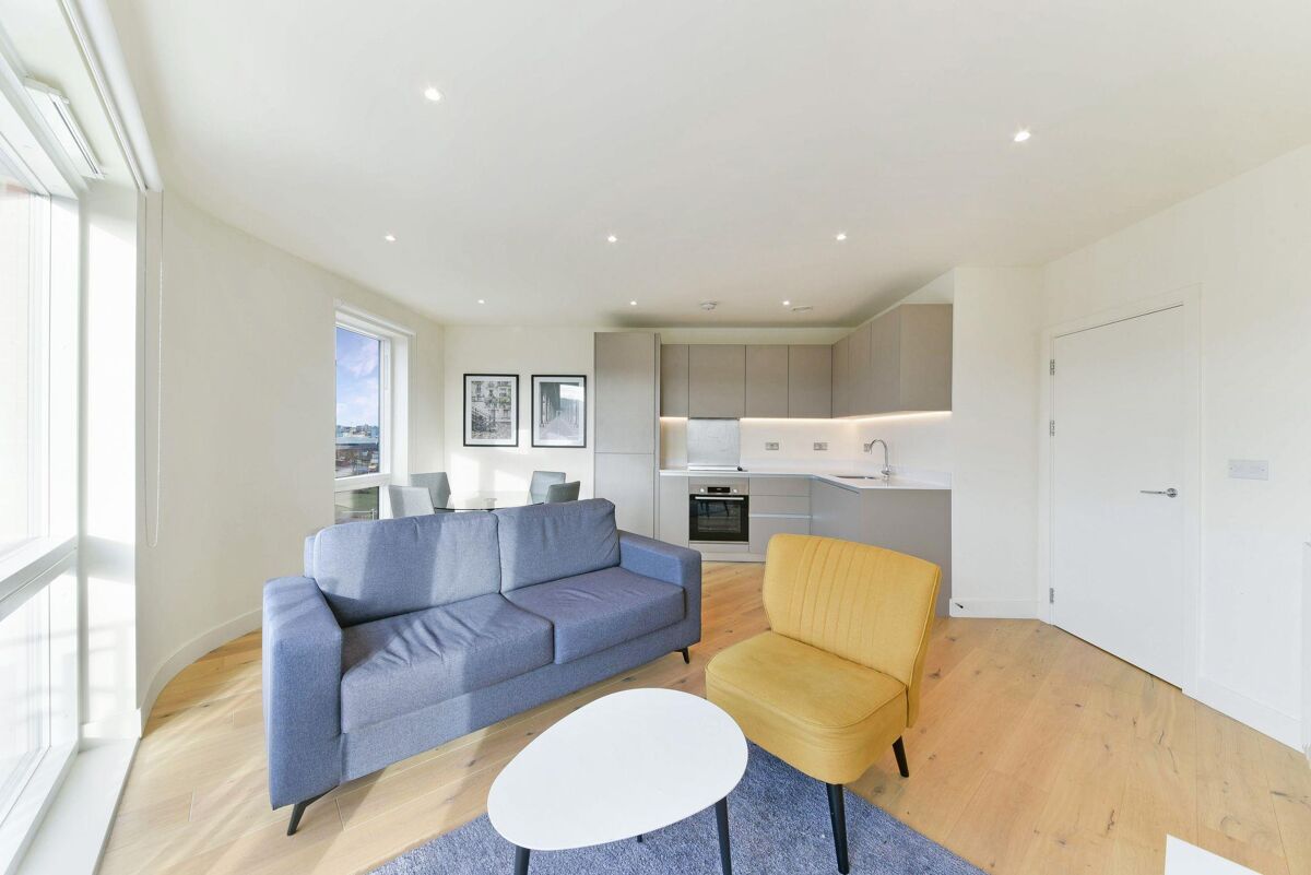 flat to rent in Minotaur House, Thunderer Walk, Royal Arsenal Riverside