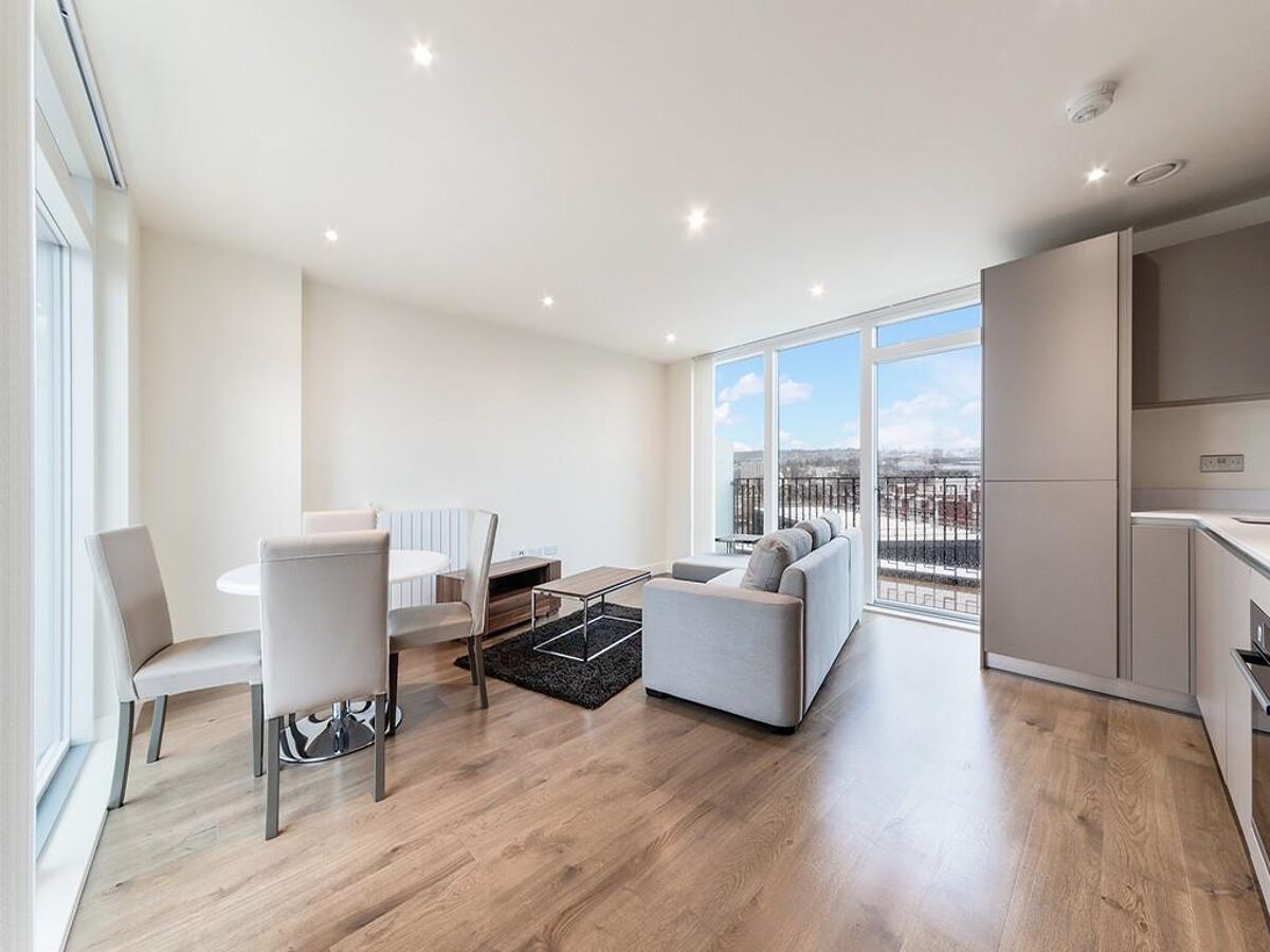 flat to rent in Minotaur House, Thunderer Walk, Royal Arsenal Riverside