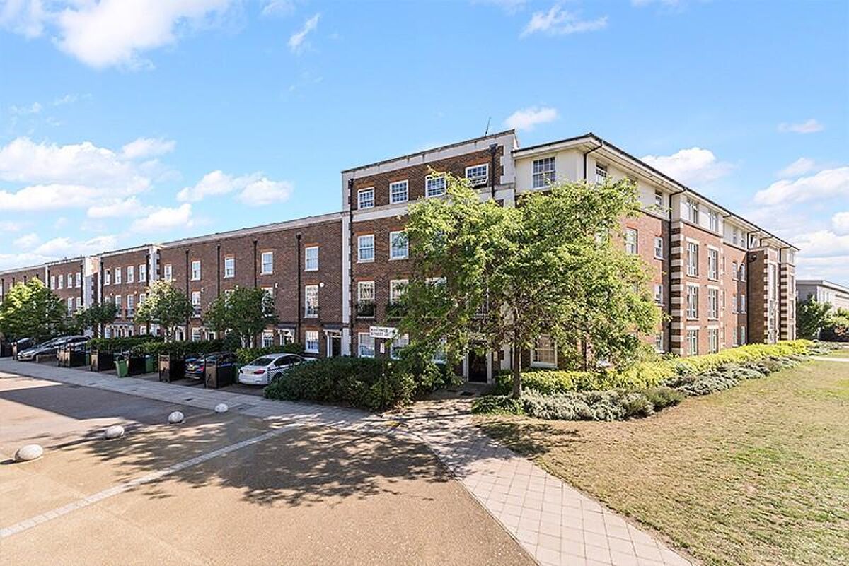 flat to rent in Cornwallis Road, Woolwich, London, SE18 WOQ334901