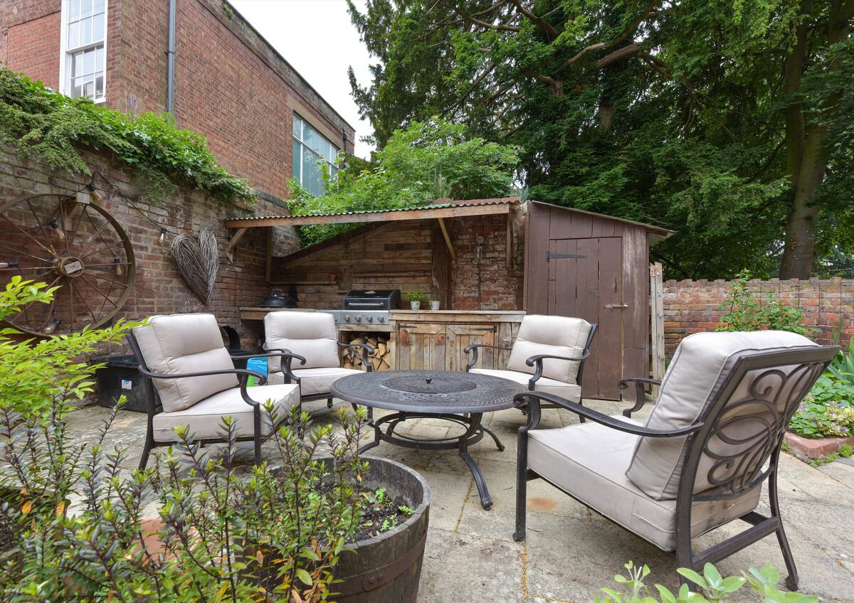 house for sale in Barbourne Road, Worcester, Worcestershire, WR1