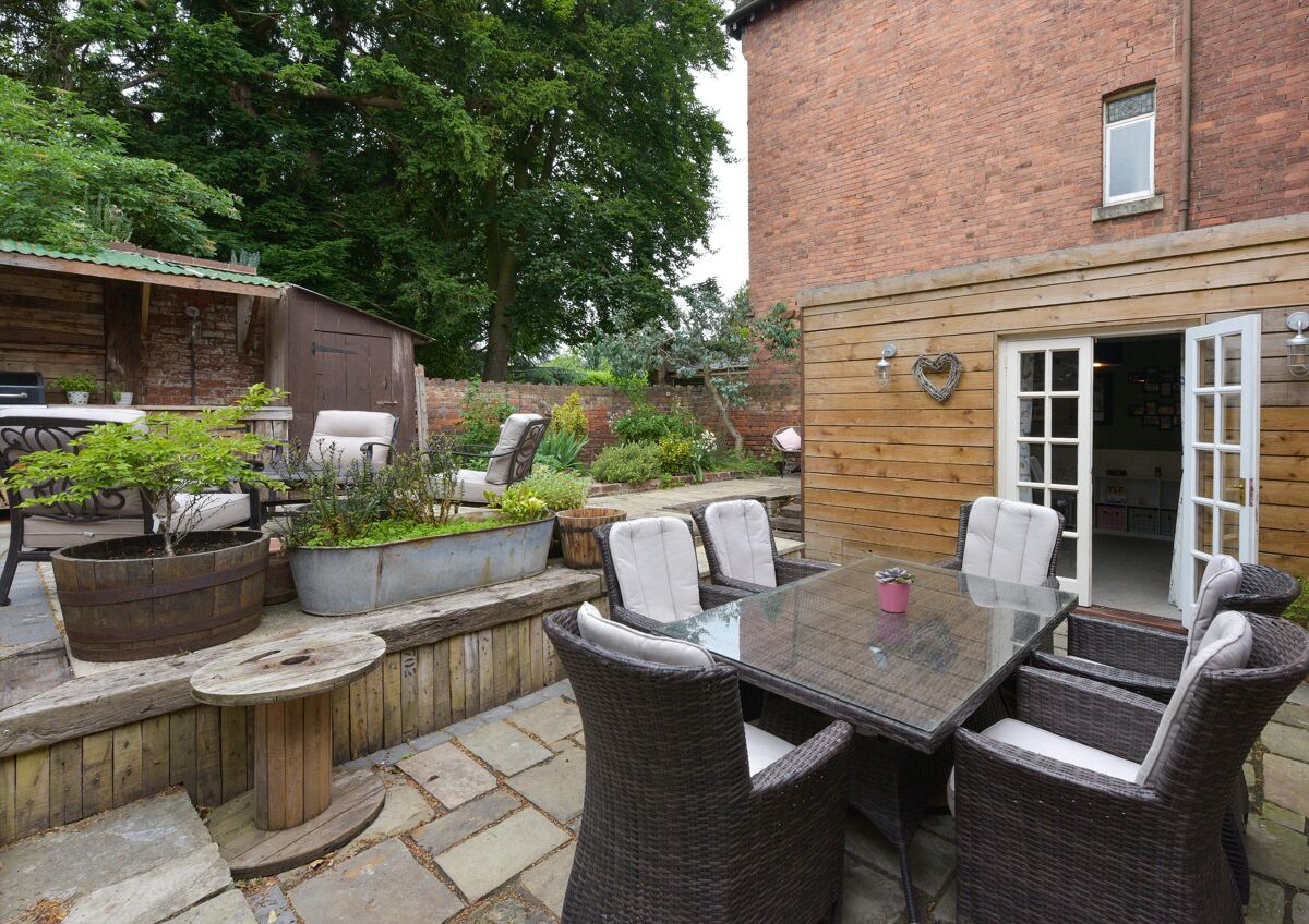 house for sale in Barbourne Road, Worcester, Worcestershire, WR1