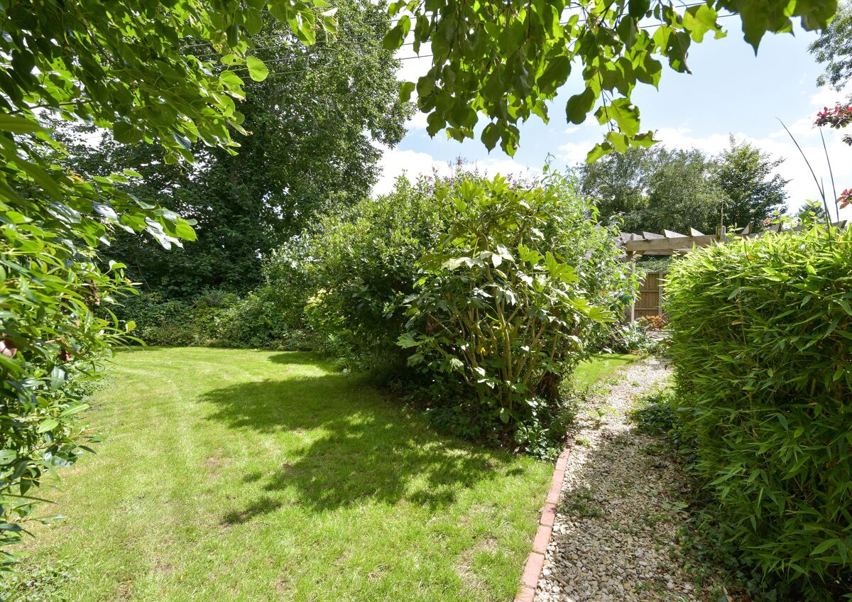 house for sale in Worcester Road, Hanley Swan, Worcester