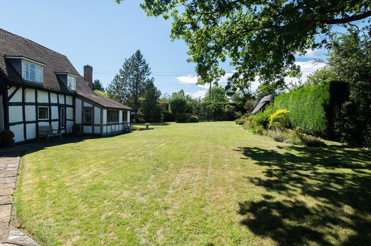 house for sale in Abbots Morton, Worcester, Worcestershire, WR7