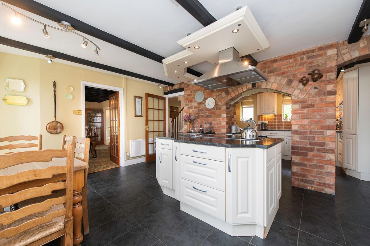 house for sale in Defford Road, Pershore, Worcestershire, WR10