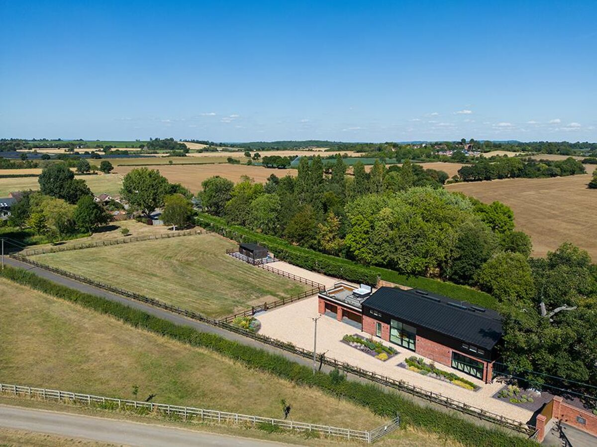 house for sale in Woodmancote, Defford, Worcester, Worcestershire, WR8