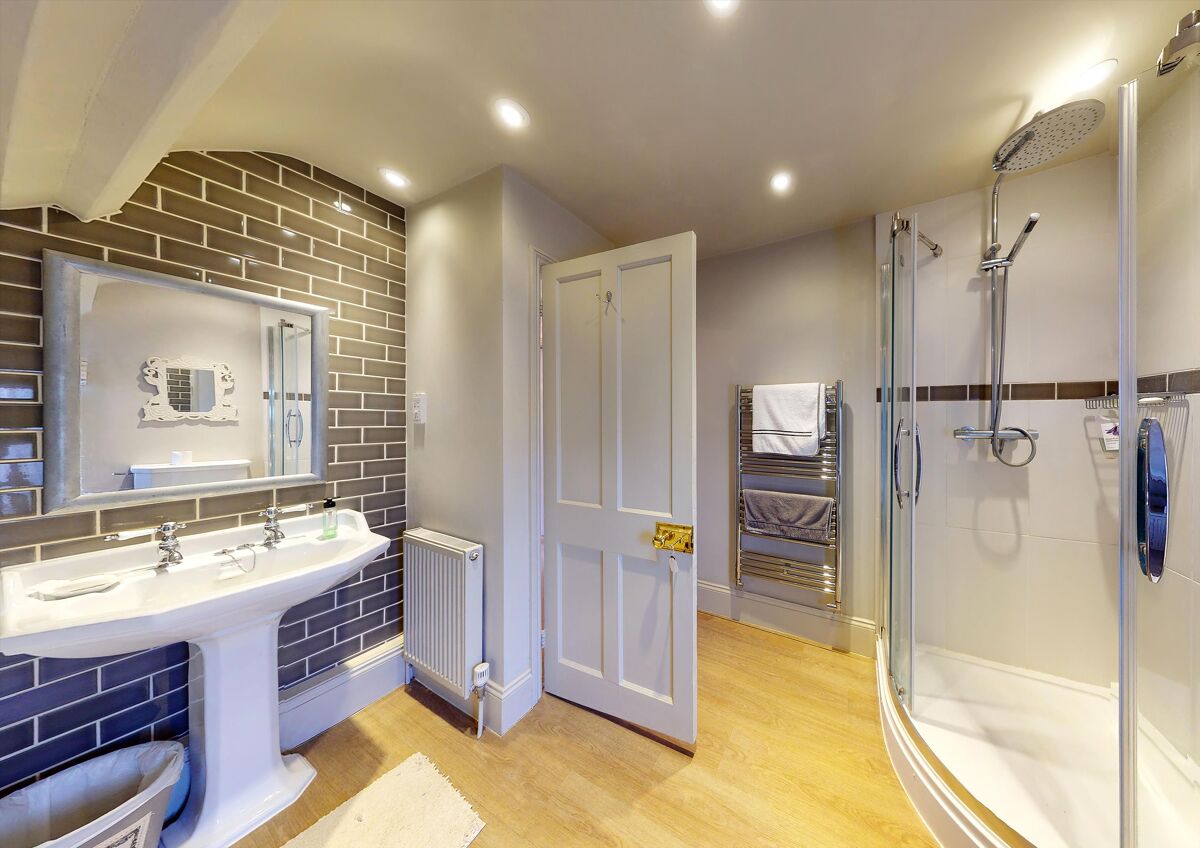 house for sale in Guarlford Road, Malvern, Worcestershire, WR14