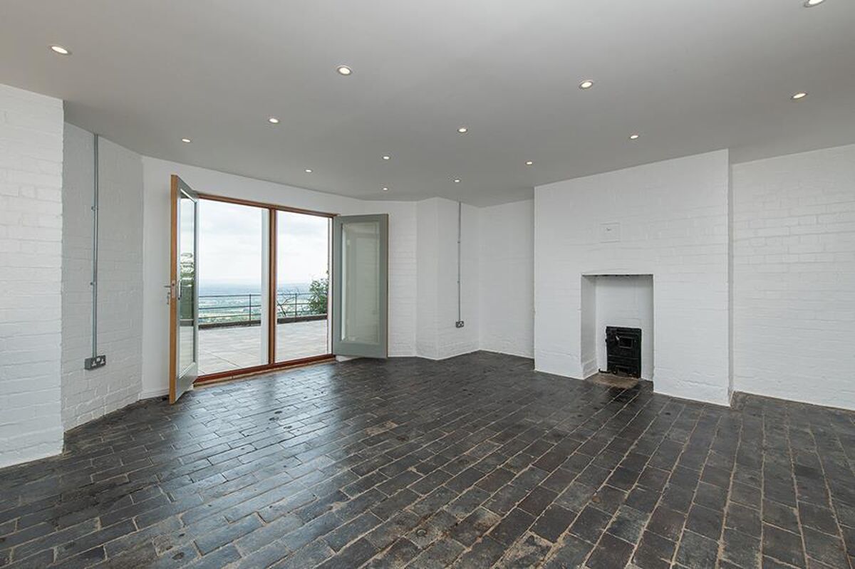 house for sale in Wyche Road, Malvern, Worcestershire, WR14