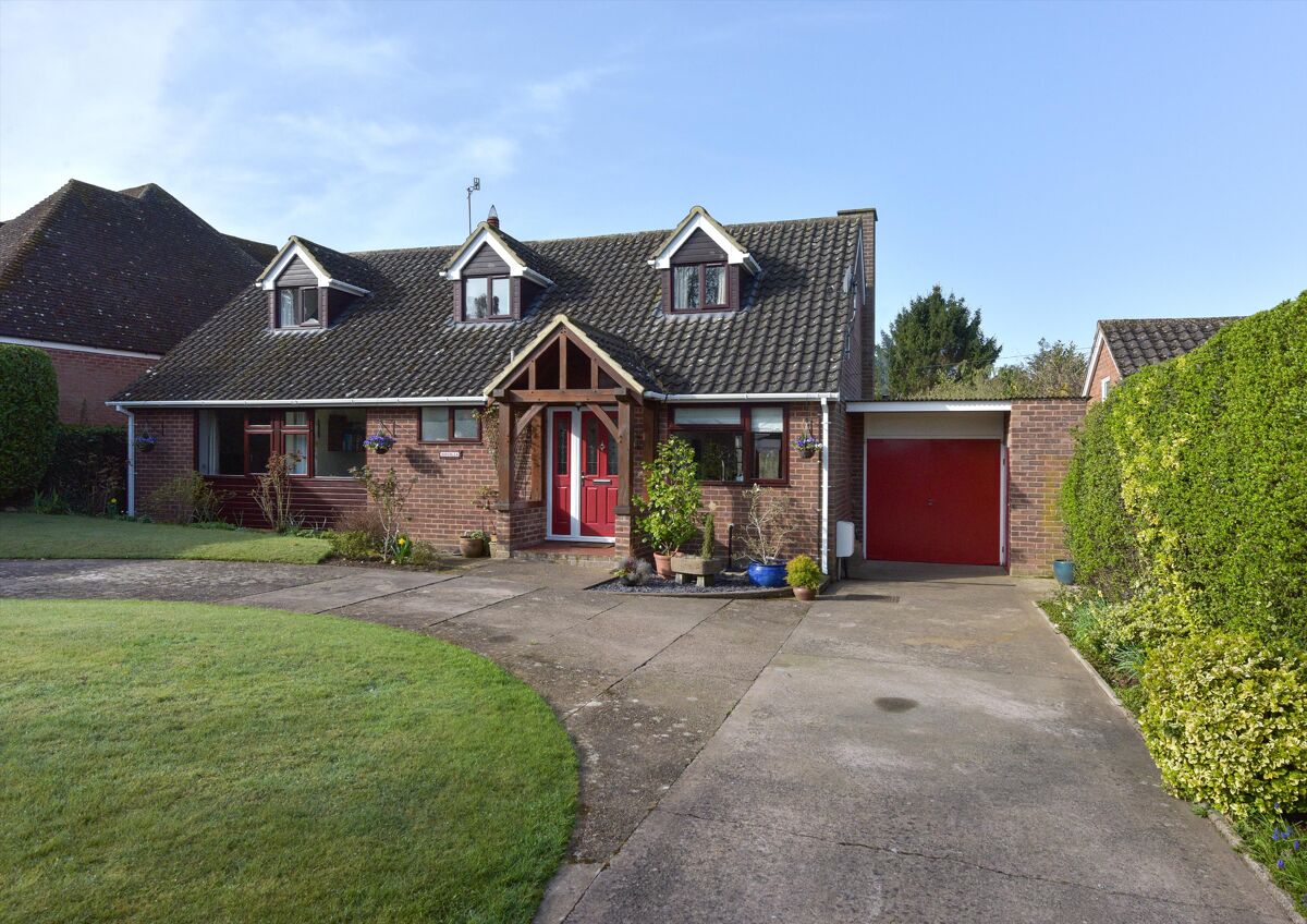 bungalow for sale in Main Road, Hallow, Worcester, Worcestershire, WR2.. WRC012188917 Knight bungalow for sale in Main Road, Hallow, Worcester, Worcestershire, WR2.. WRC012188917 Knight