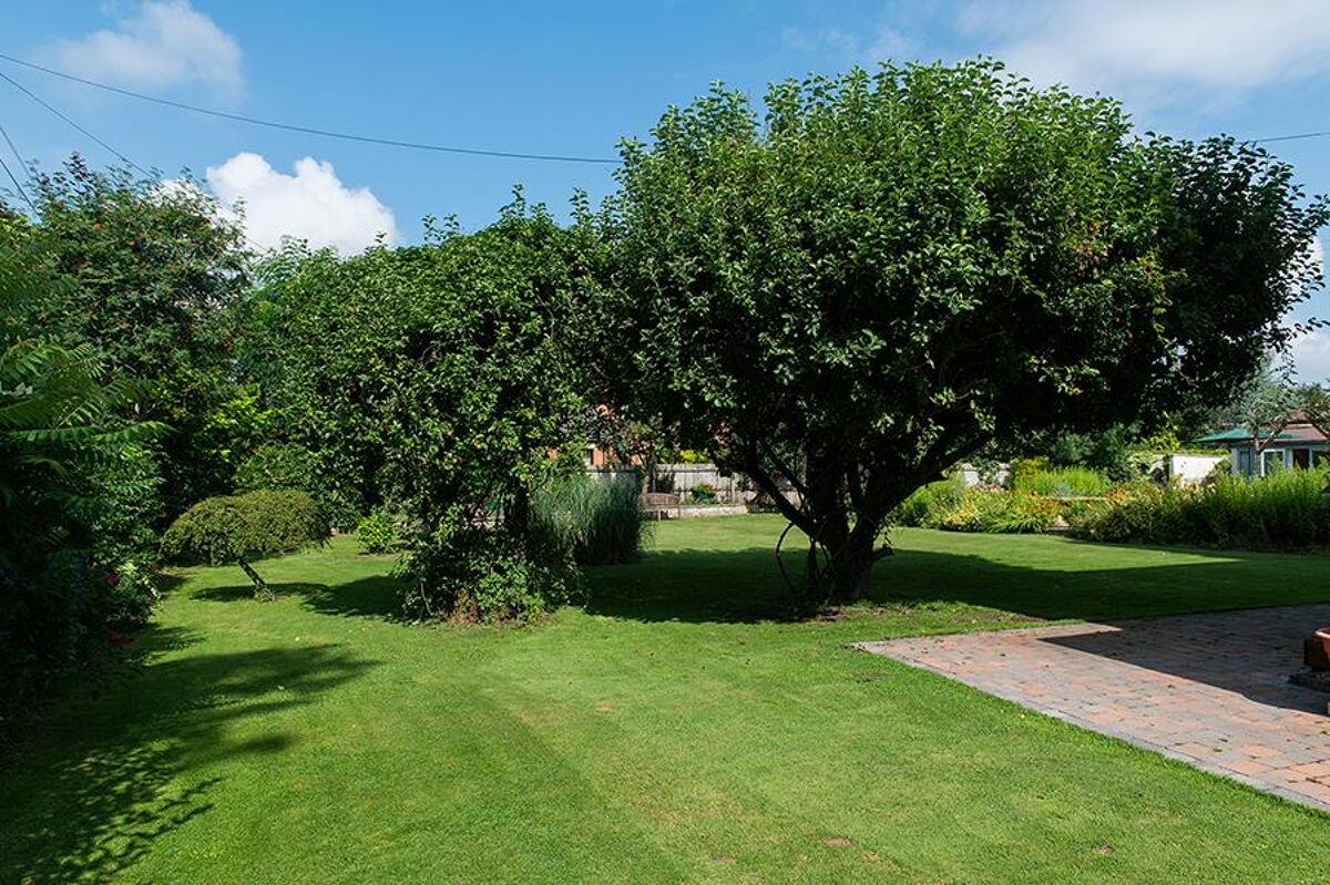 house for sale in Gilberts End, Hanley Castle, WORCESTER