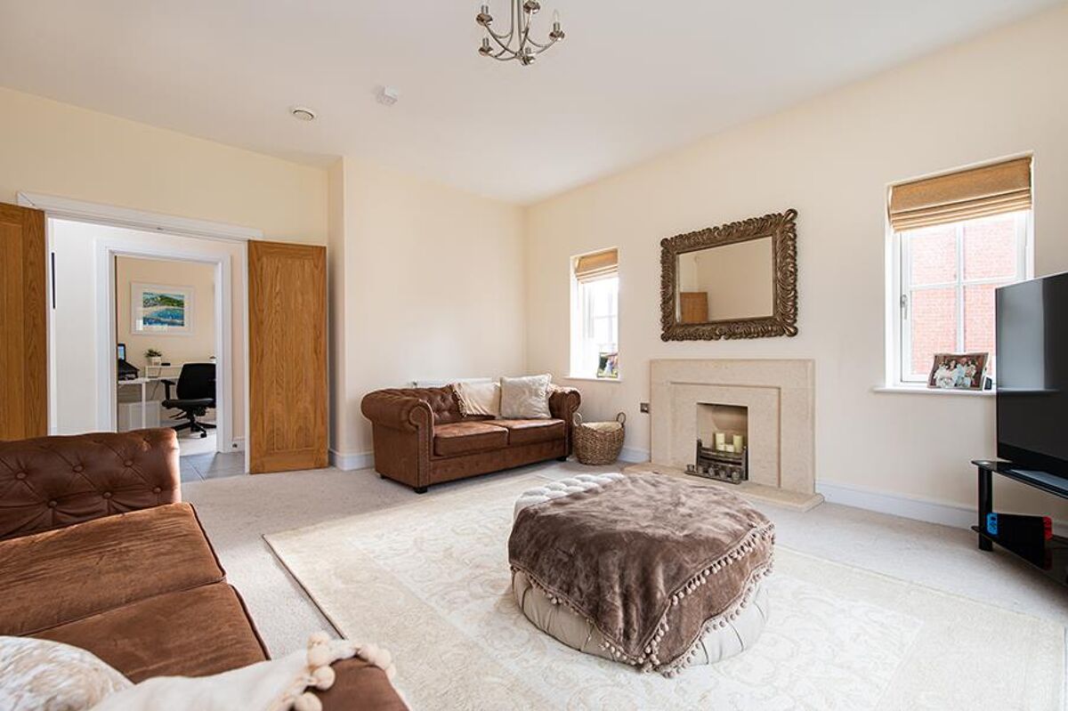 house for sale in Workman Close, Crowle, Worcester, Worcestershire, WR7 WRC012211036 Knight