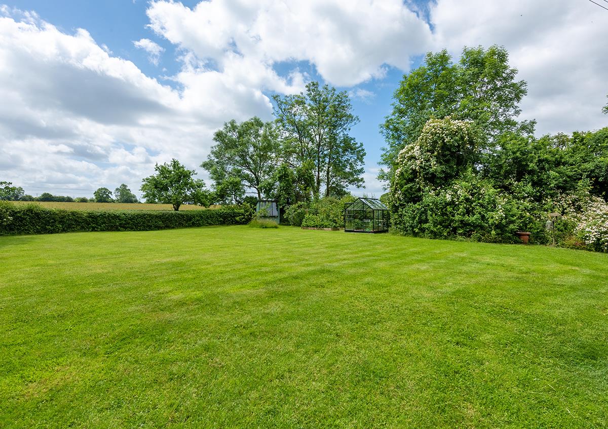 house for sale in Grafton Flyford, Worcester, Worcestershire, WR7