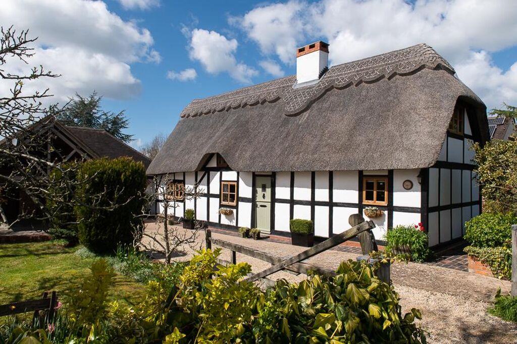 Image of Main Street, Bishampton, Pershore, Worcestershire, WR10