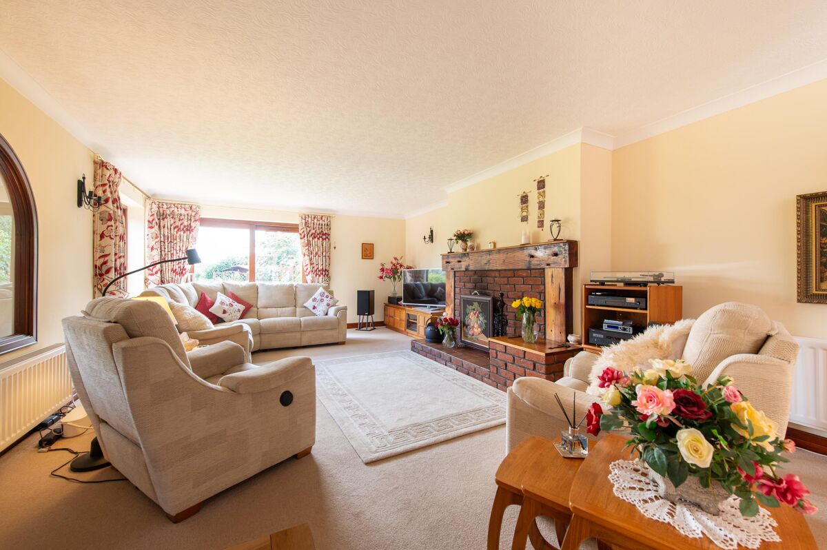 house for sale in Bishampton Road, Flyford Flavell, Worcester