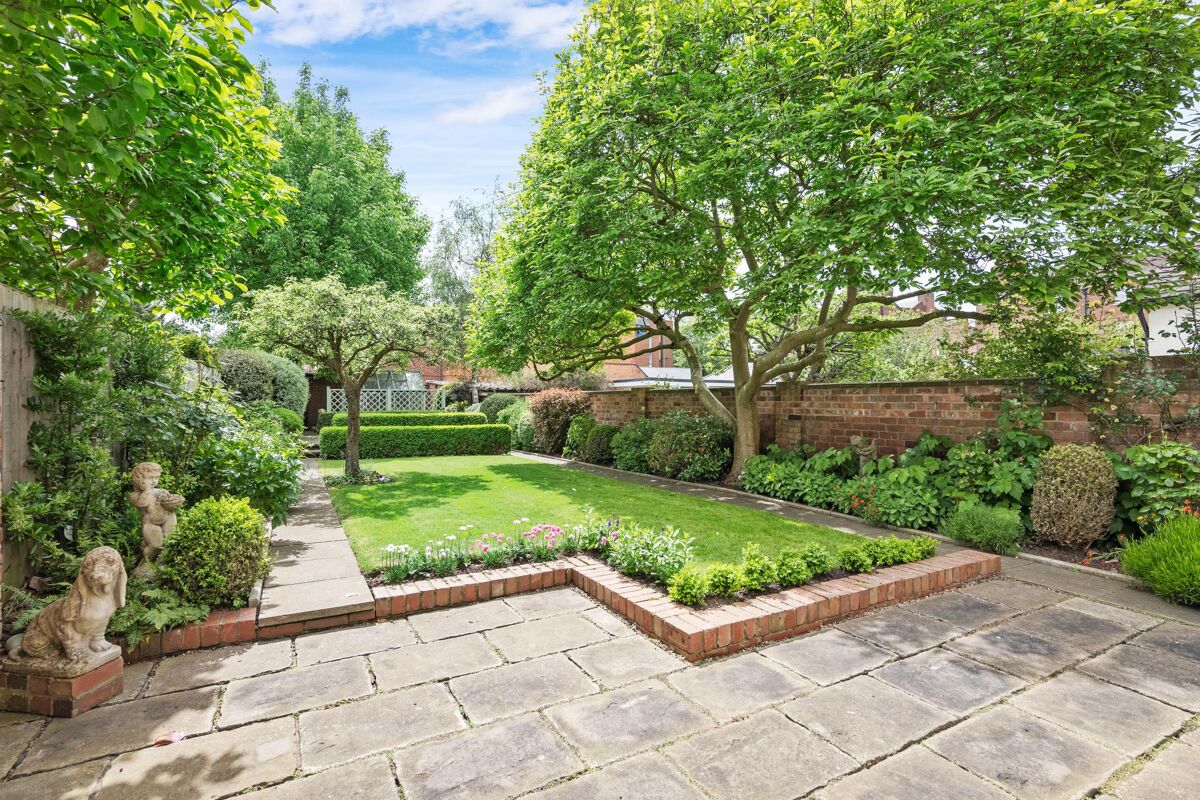 house for sale in St Square, Worcester, Worcestershire, WR1