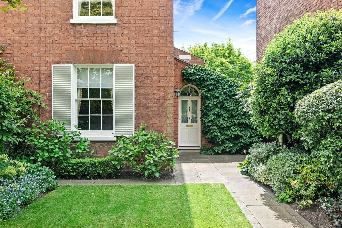 house for sale in St Square, Worcester, Worcestershire, WR1
