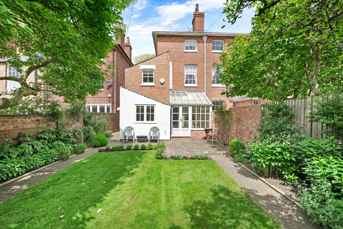 house for sale in St Square, Worcester, Worcestershire, WR1
