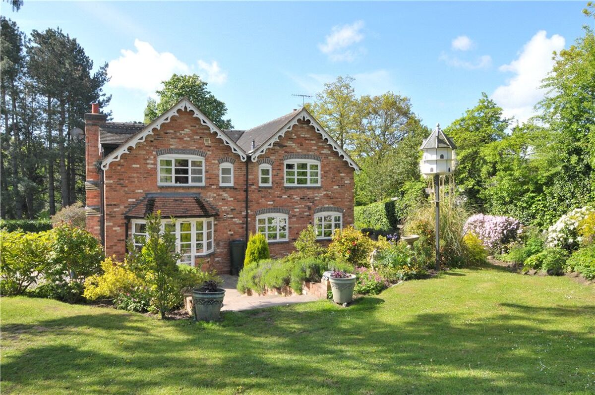 house for sale in Rose Cottage, Stourport Road, Great Witley, Worcester