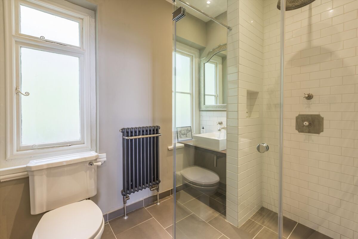 house for sale in Wyche Road, Malvern, Worcestershire, WR14