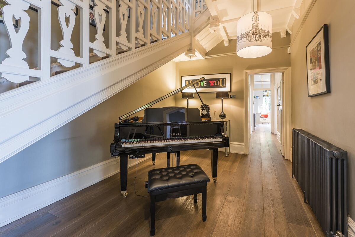 house for sale in Wyche Road, Malvern, Worcestershire, WR14