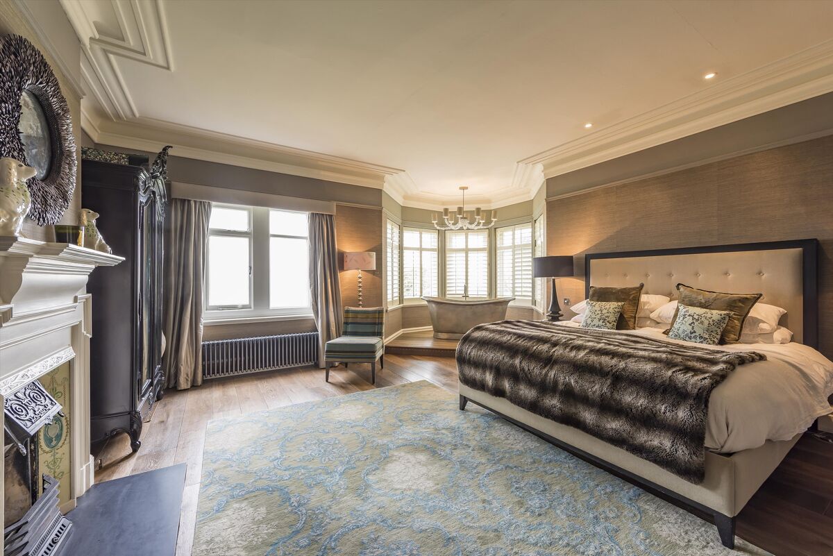 house for sale in Wyche Road, Malvern, Worcestershire, WR14