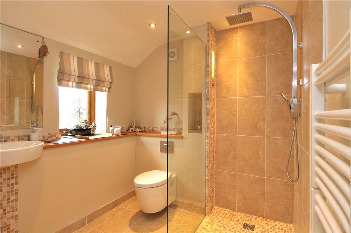 house for sale in Westridge House, Badgers Hill, Sheriffs Lench