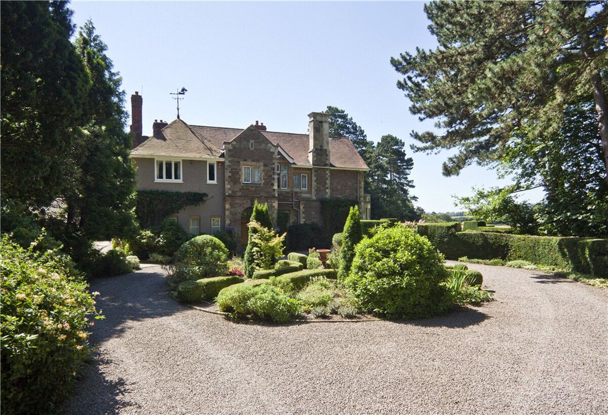 house for sale in Hanley Swan, Worcester, Worcestershire, WR8