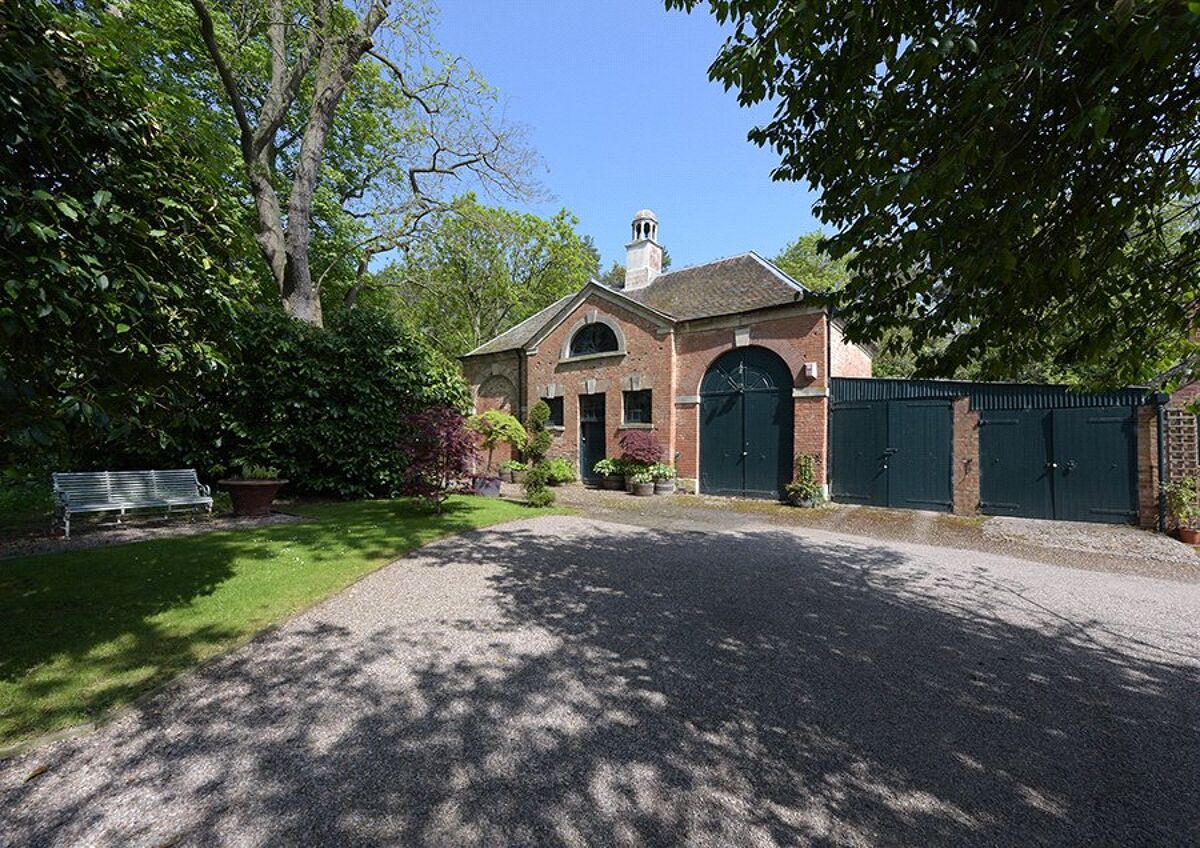 house for sale in Hindlip Lane, Claines, Worcester, Worcestershire, WR3