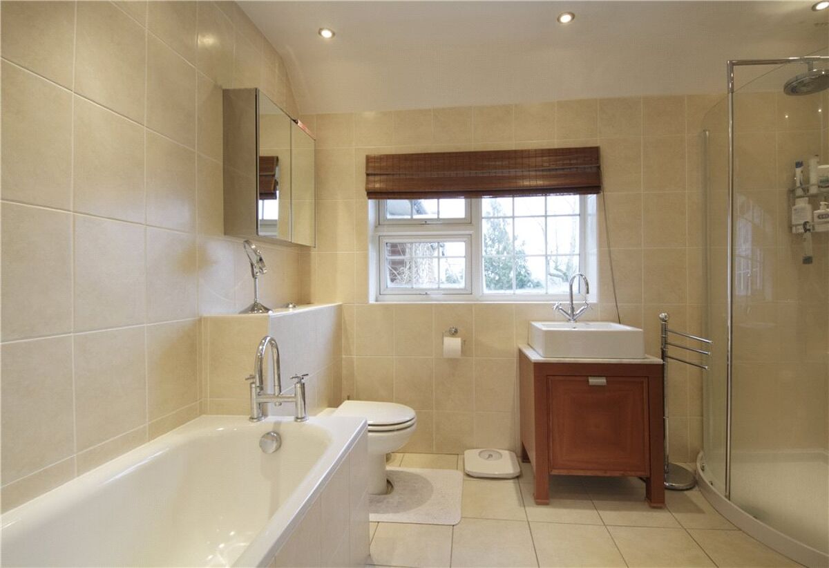 house for sale in Hadley Cross House, Haye Lane, Ombersley, Droitwich, Worcestershire, WR9