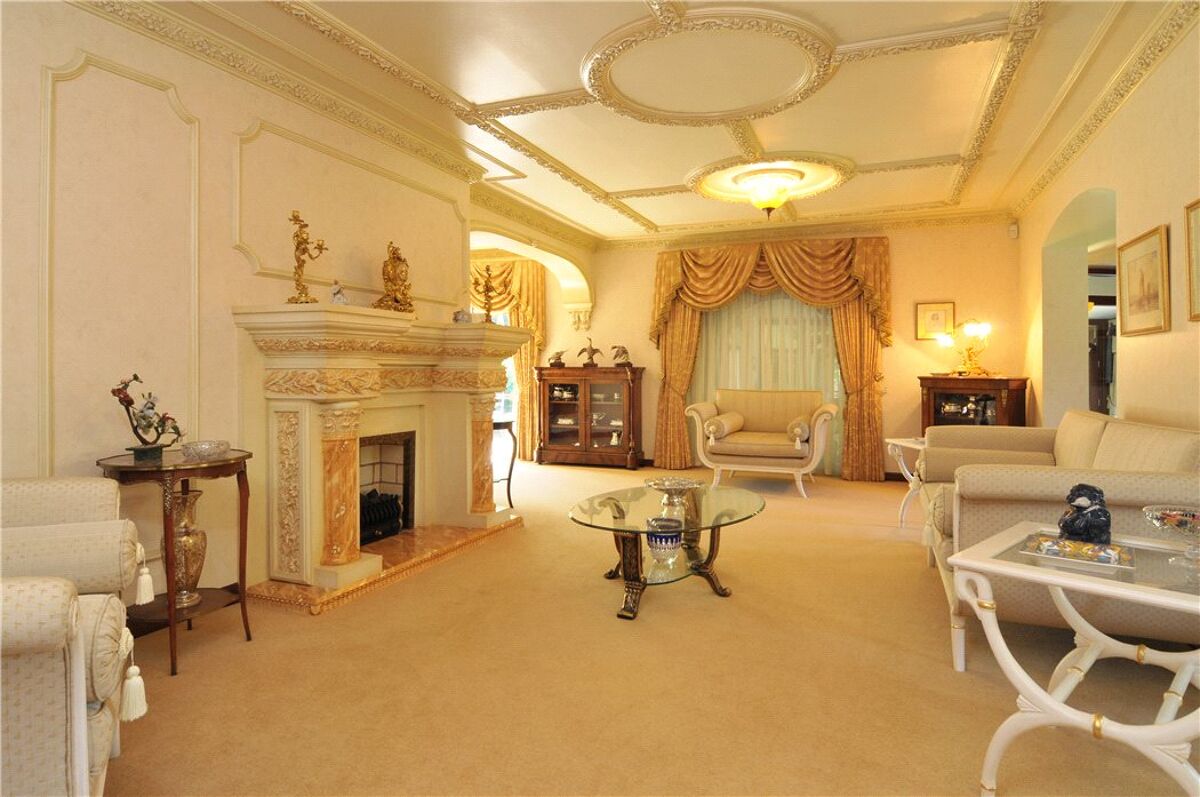 house for sale in Top Of The Hill, Berry Drive, Barnt Green, Birmingham