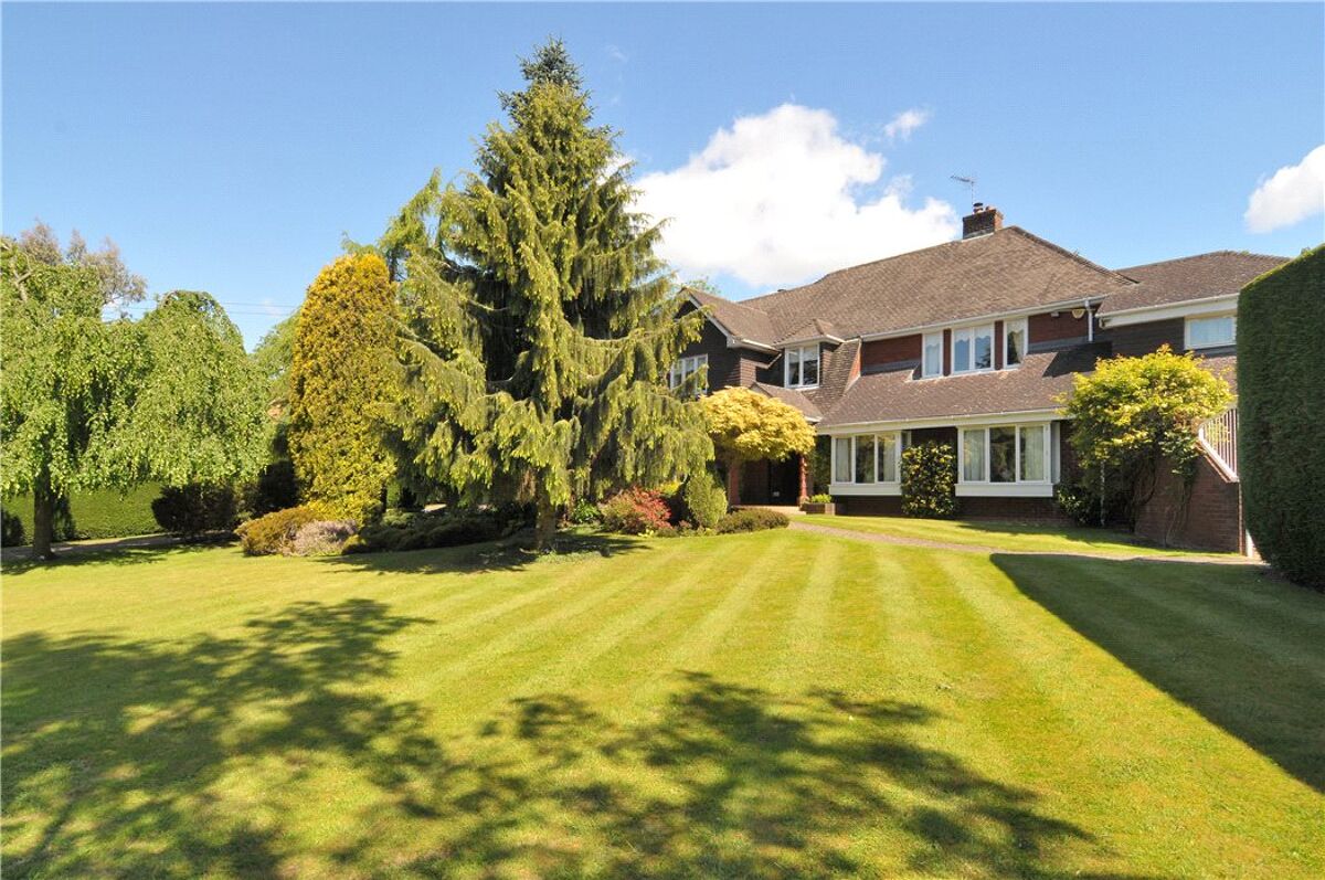 house for sale in Top Of The Hill, Berry Drive, Barnt Green, Birmingham